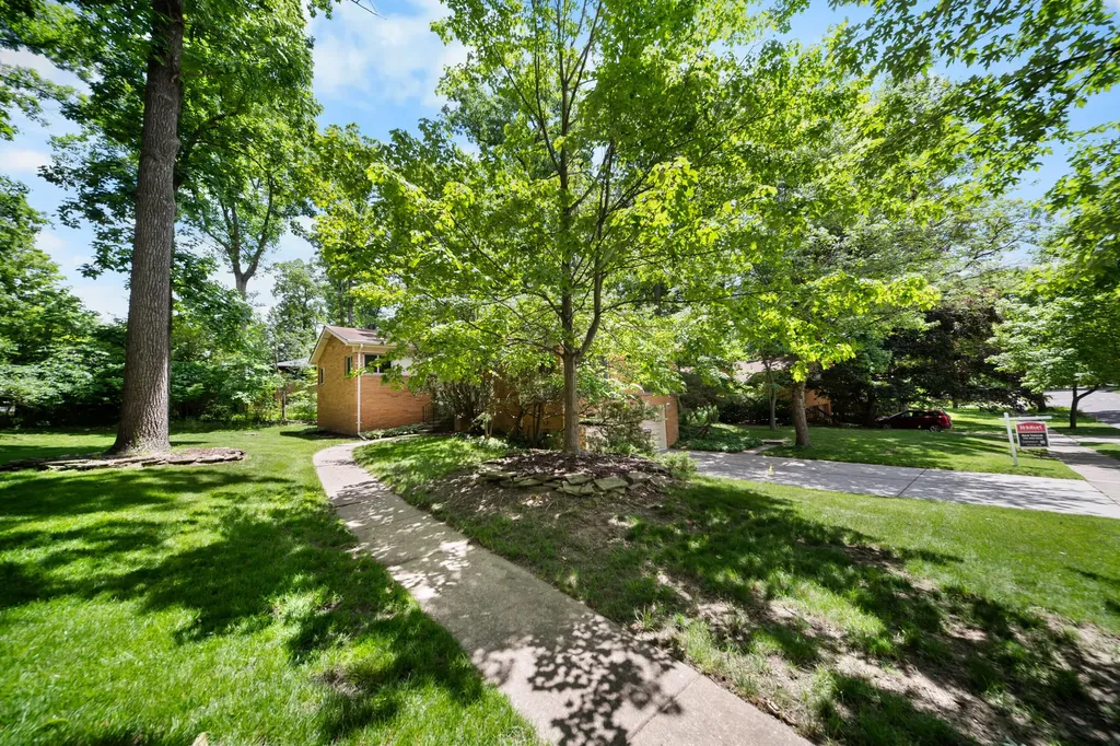 2125 Needham Road Ann Arbor City MI 48104