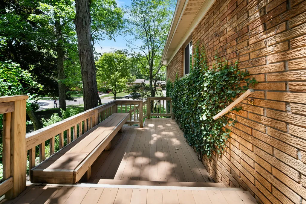 2125 Needham Road Ann Arbor City MI 48104