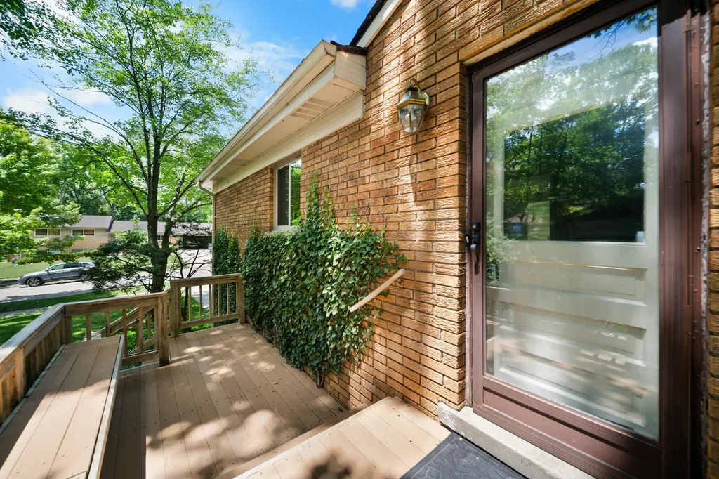 2125 Needham Road Ann Arbor City MI 48104