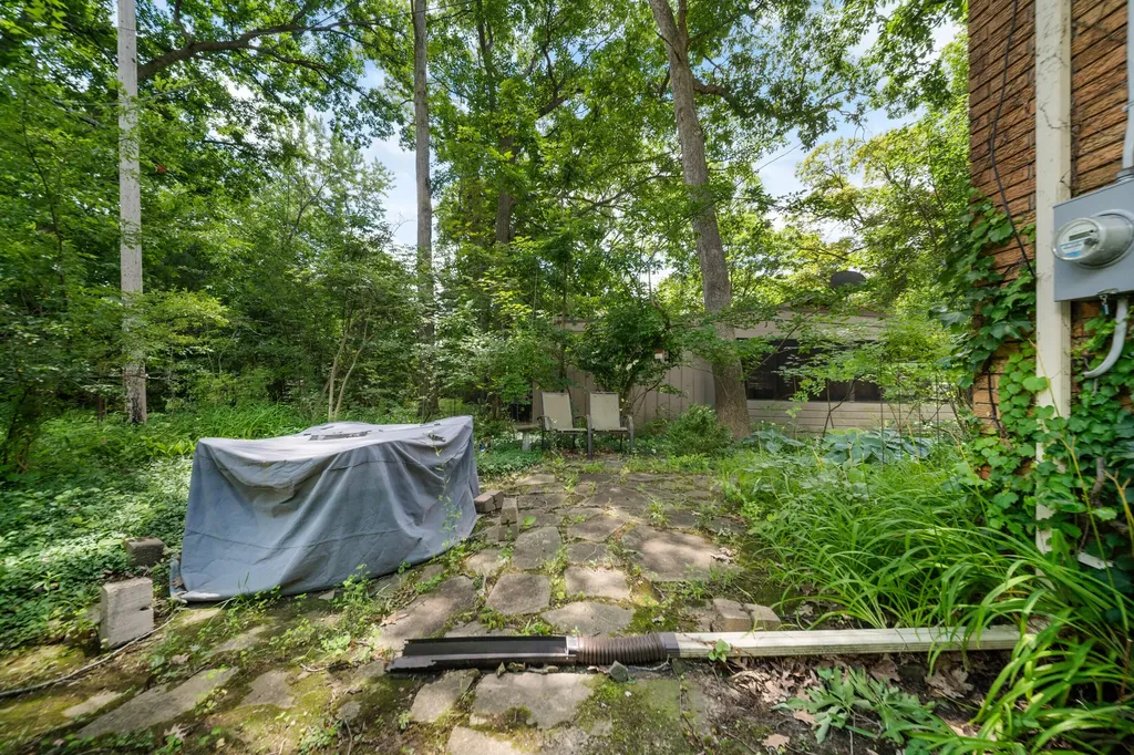 2125 Needham Road Ann Arbor City MI 48104