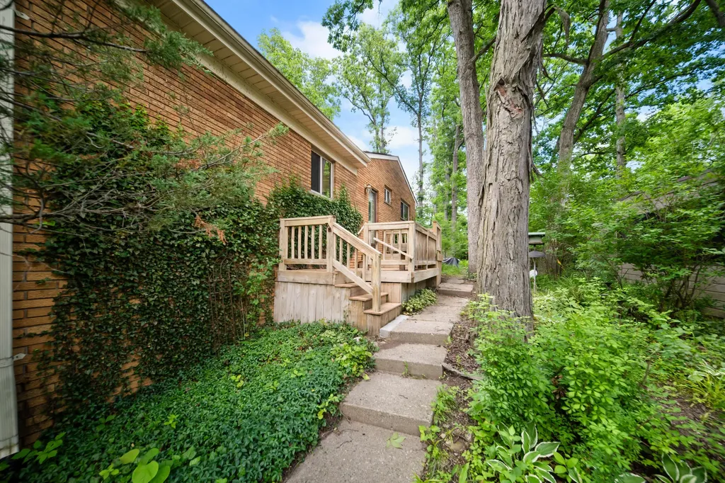 2125 Needham Road Ann Arbor City MI 48104