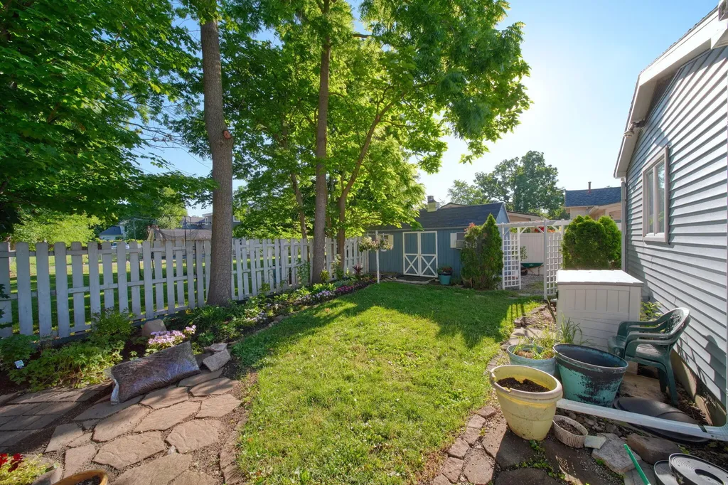 205 W Shawnee Street Tecumseh City MI 49286