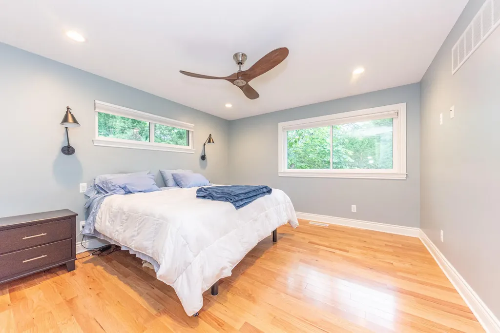 641 Louise Drive Ann Arbor City MI 48103