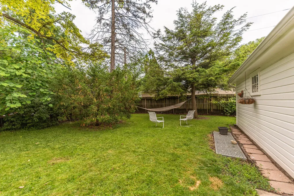 641 Louise Drive Ann Arbor City MI 48103
