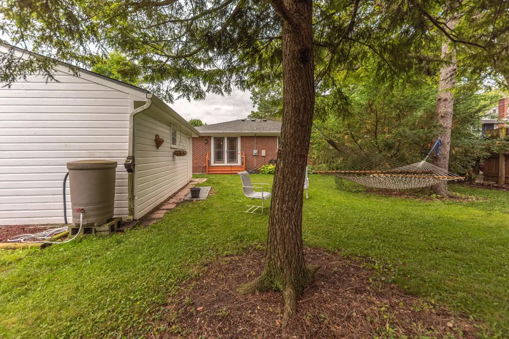 641 Louise Drive Ann Arbor City MI 48103
