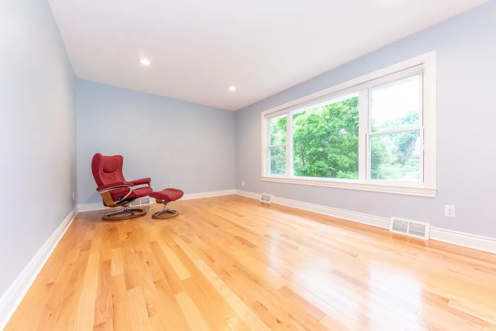 641 Louise Drive Ann Arbor City MI 48103