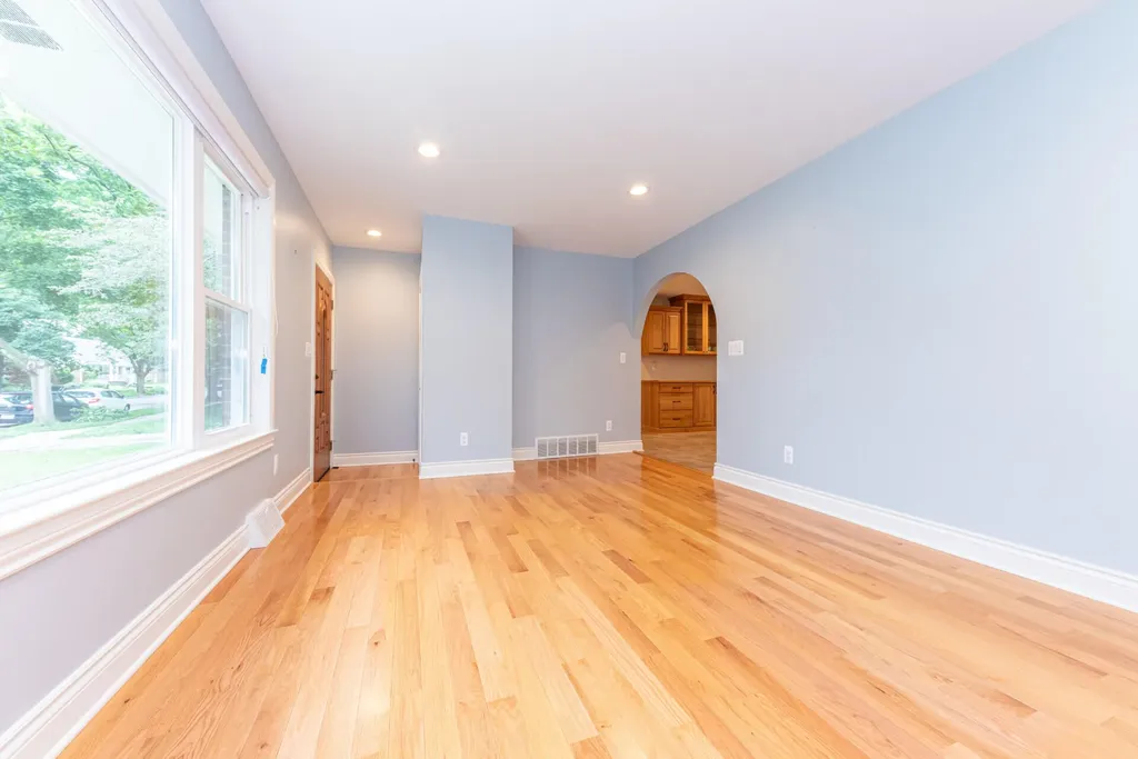 641 Louise Drive Ann Arbor City MI 48103
