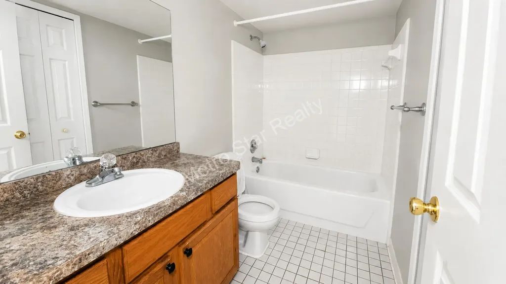31548 Orchard Creek Farmington Hills City MI 48334