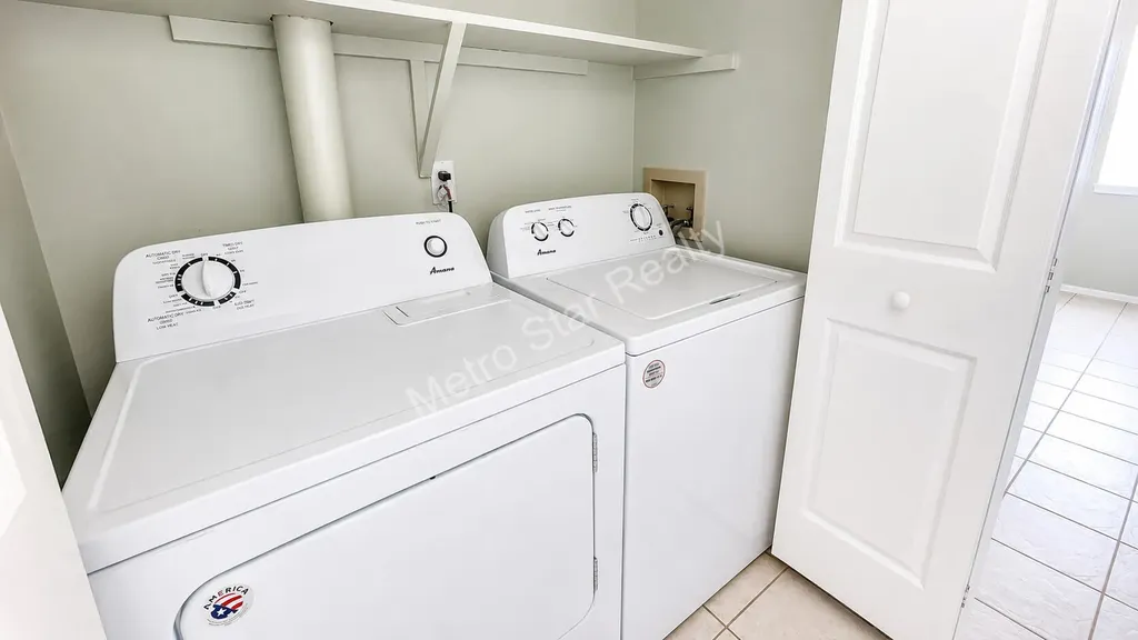 31548 Orchard Creek Farmington Hills City MI 48334