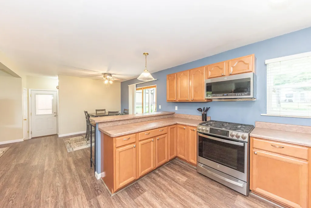 248 Nichols Drive Saline City MI 48176