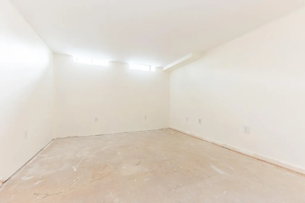 248 Nichols Drive Saline City MI 48176