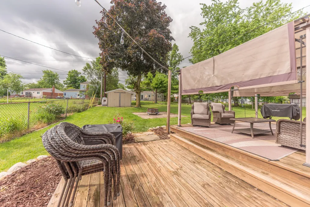 248 Nichols Drive Saline City MI 48176