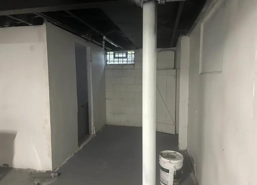 18498 Vaughan Street Detroit City MI 48219