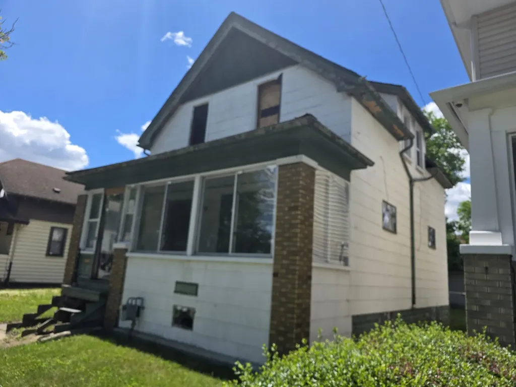 4011 French Road Detroit City MI 48214