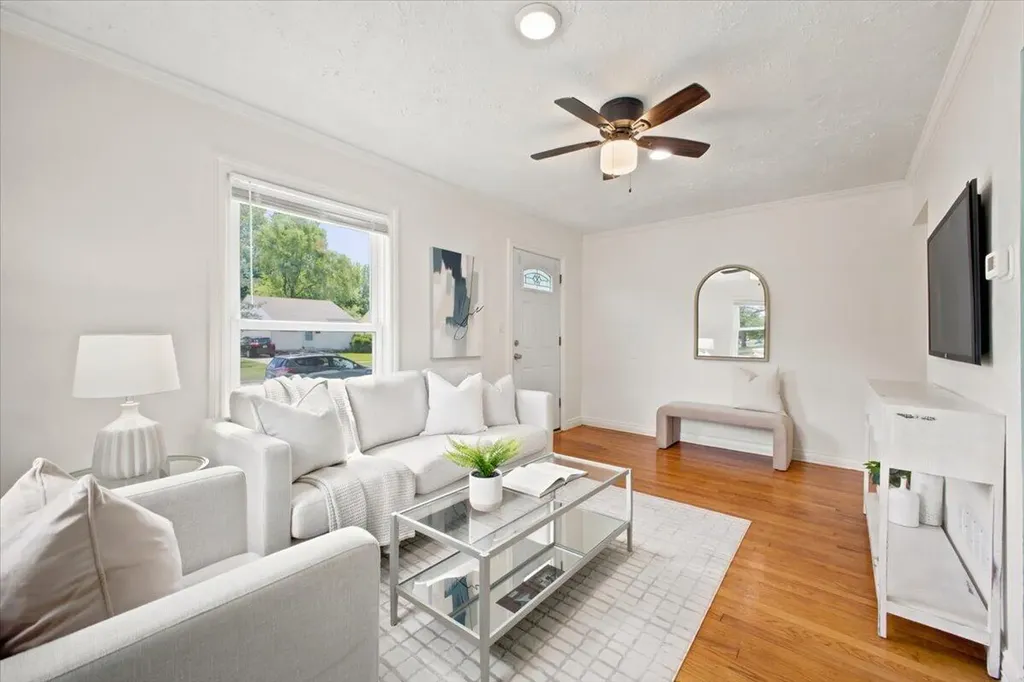 4412 Columbus Street Wayne City MI 48184