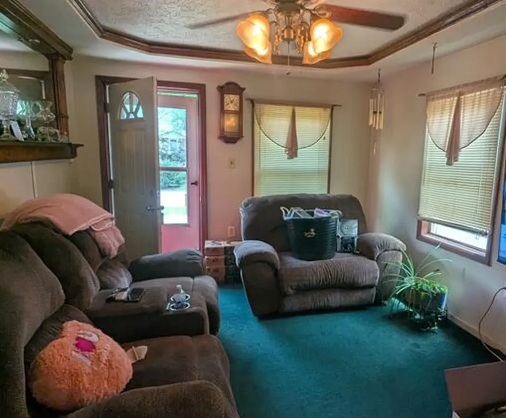 646 S Francis Avenue Lansing City MI 48912