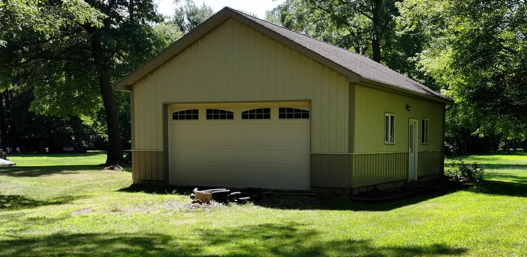 23568 Bohn Road Sumpter Township MI 48111