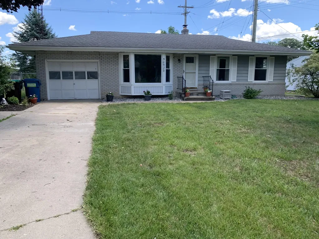 509 Sunset Drive Clinton Village MI 49236
