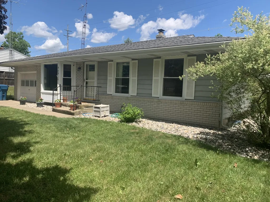 509 Sunset Drive Clinton Village MI 49236
