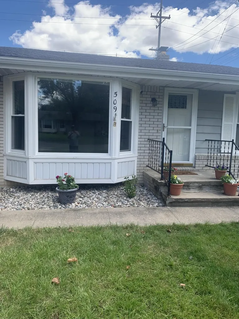 509 Sunset Drive Clinton Village MI 49236