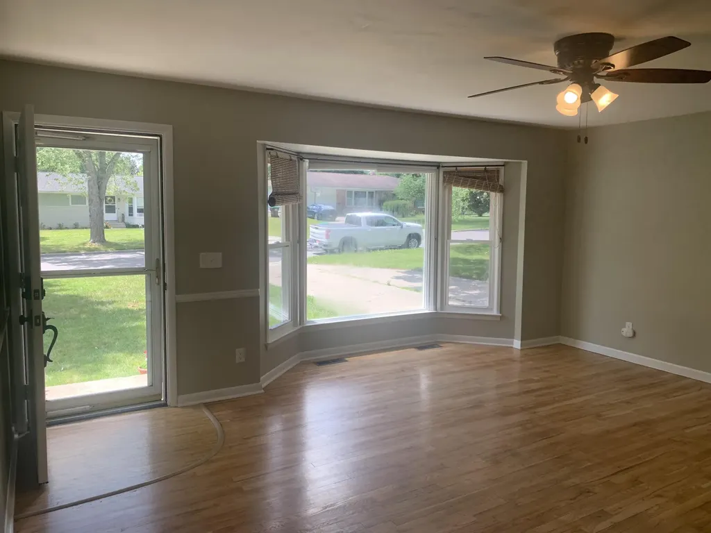 509 Sunset Drive Clinton Village MI 49236