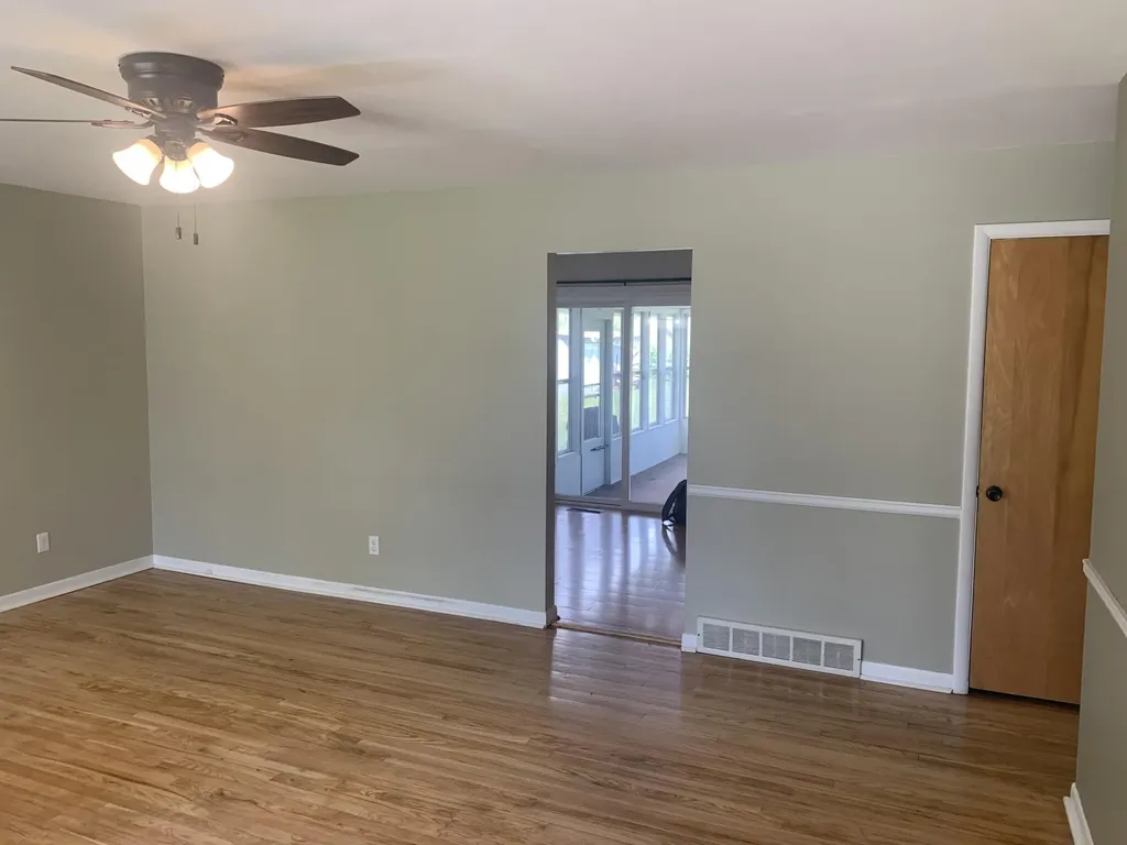 509 Sunset Drive Clinton Village MI 49236