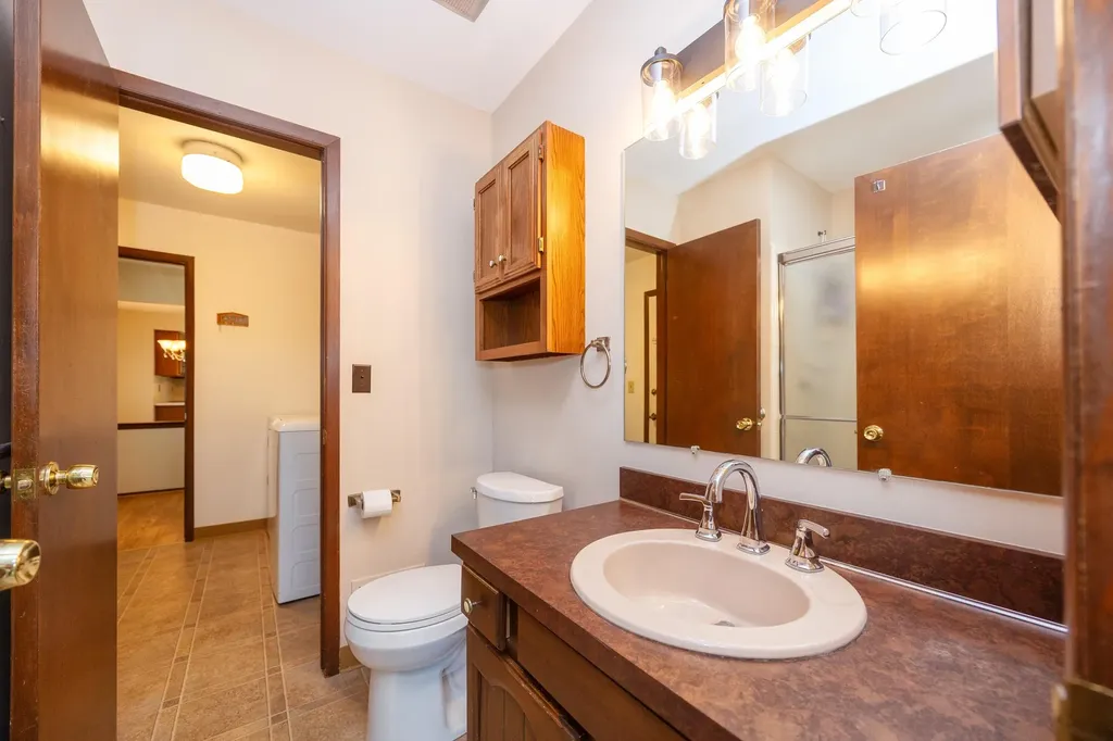 476 Coldiron Drive Rochester Hills City MI 48307