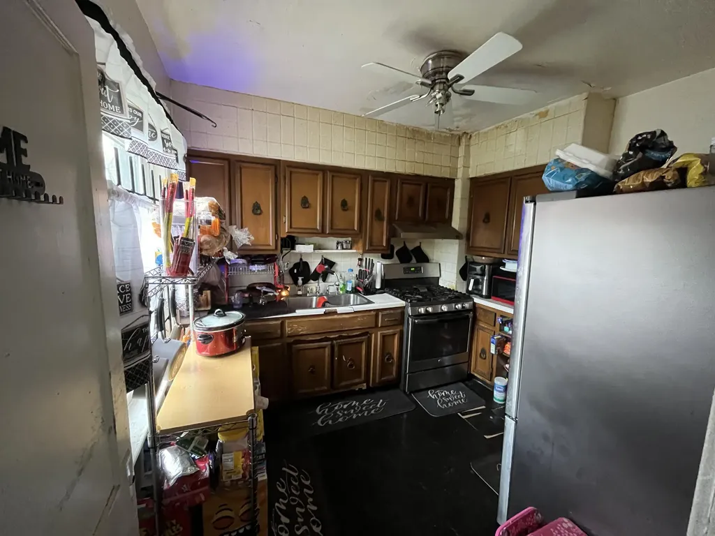 18088 Shields Street Detroit City MI 48234