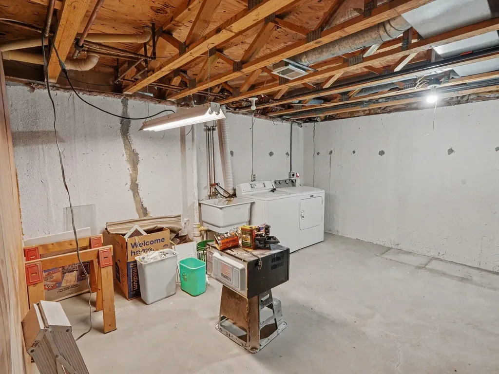 3268 Alpine Drive Ann Arbor City MI 48108
