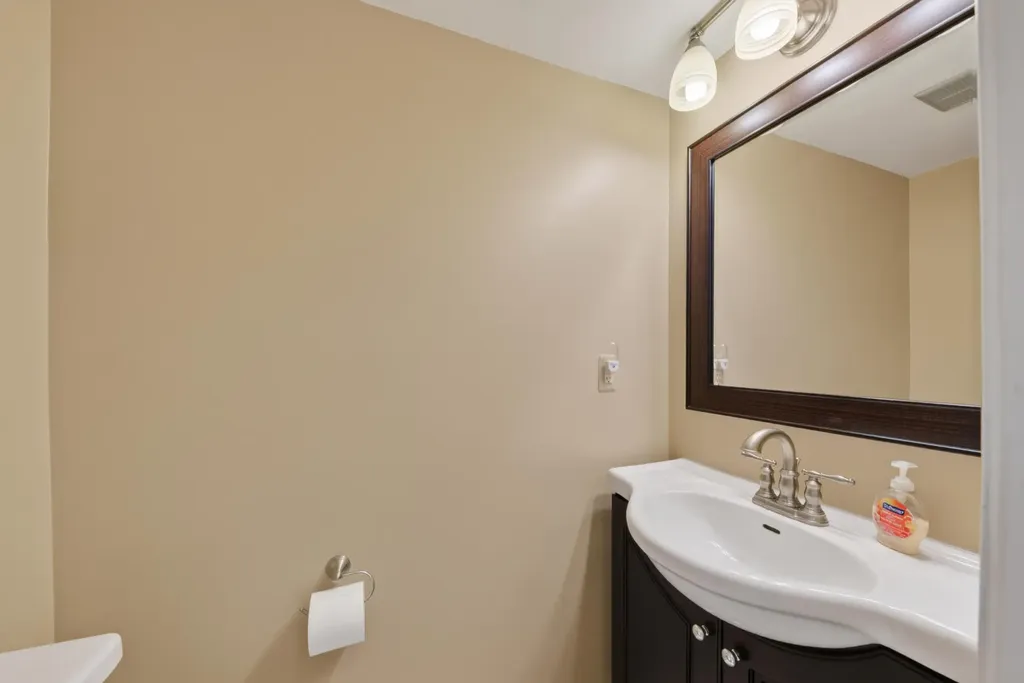 41222 Southwind Drive Canton Charter Township MI 48188