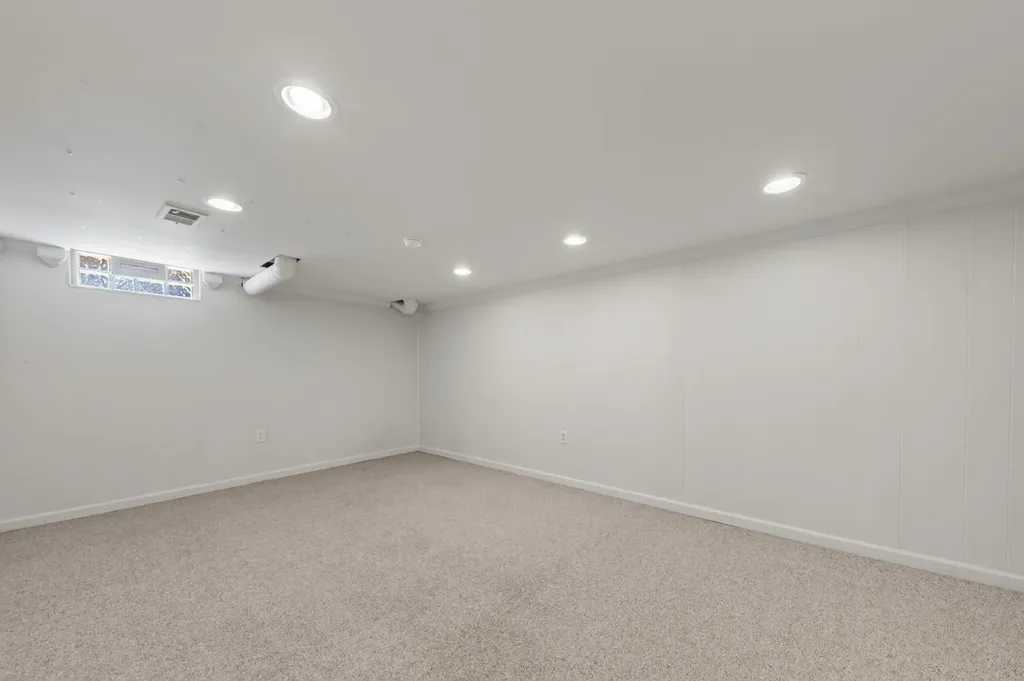 41222 Southwind Drive Canton Charter Township MI 48188