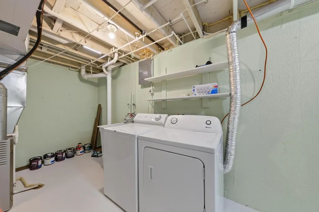 41222 Southwind Drive Canton Charter Township MI 48188