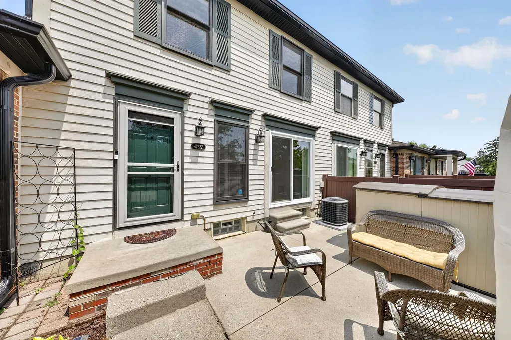 41222 Southwind Drive Canton Charter Township MI 48188