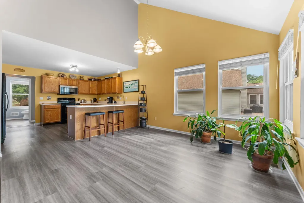 4619 Sycamore Drive Pittsfield Charter Township MI 48197