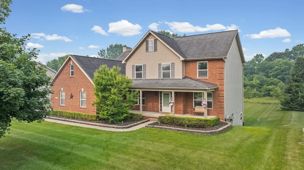20903 Oak Tree Drive Lyon Charter Township MI 48178