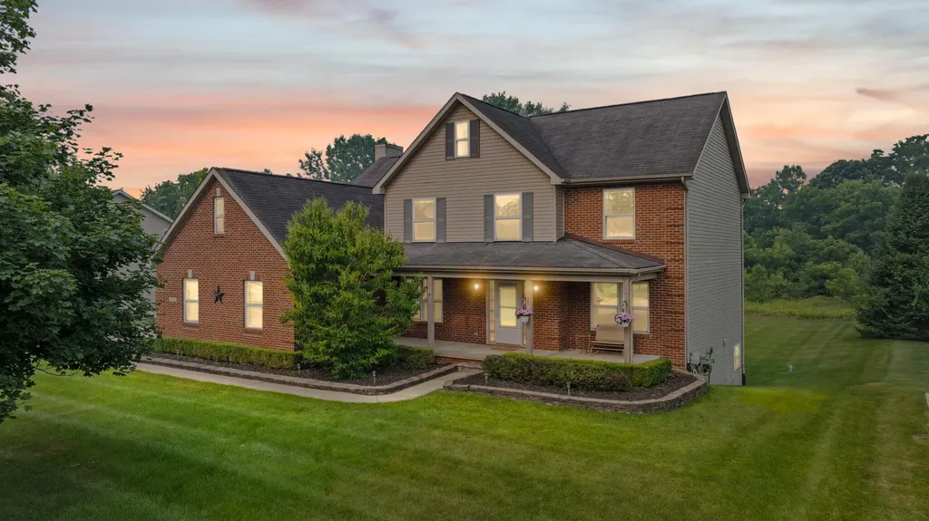 20903 Oak Tree Drive Lyon Charter Township MI 48178