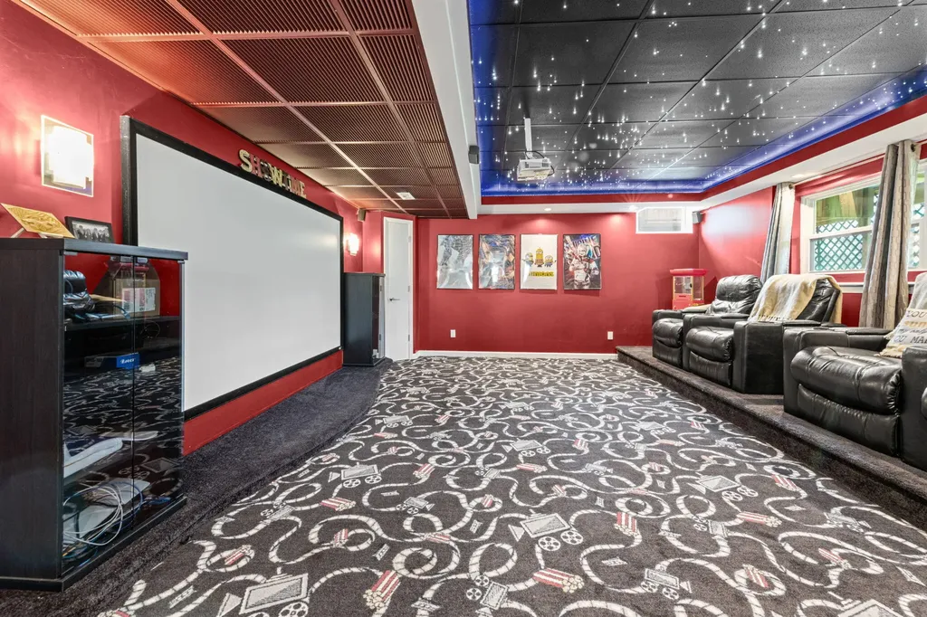 20903 Oak Tree Drive Lyon Charter Township MI 48178