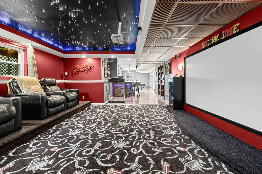 20903 Oak Tree Drive Lyon Charter Township MI 48178