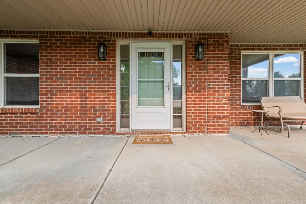 20903 Oak Tree Drive Lyon Charter Township MI 48178