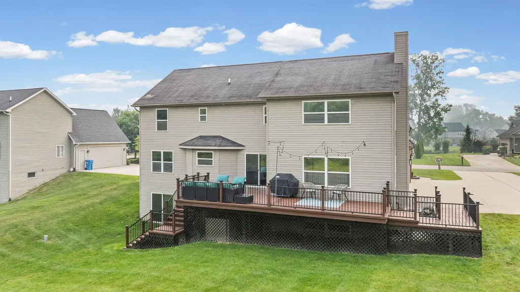 20903 Oak Tree Drive Lyon Charter Township MI 48178