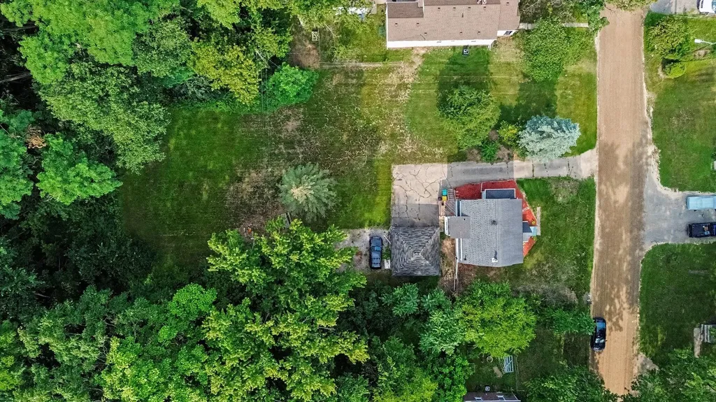 35229 Atlas Street Romulus City MI 48174