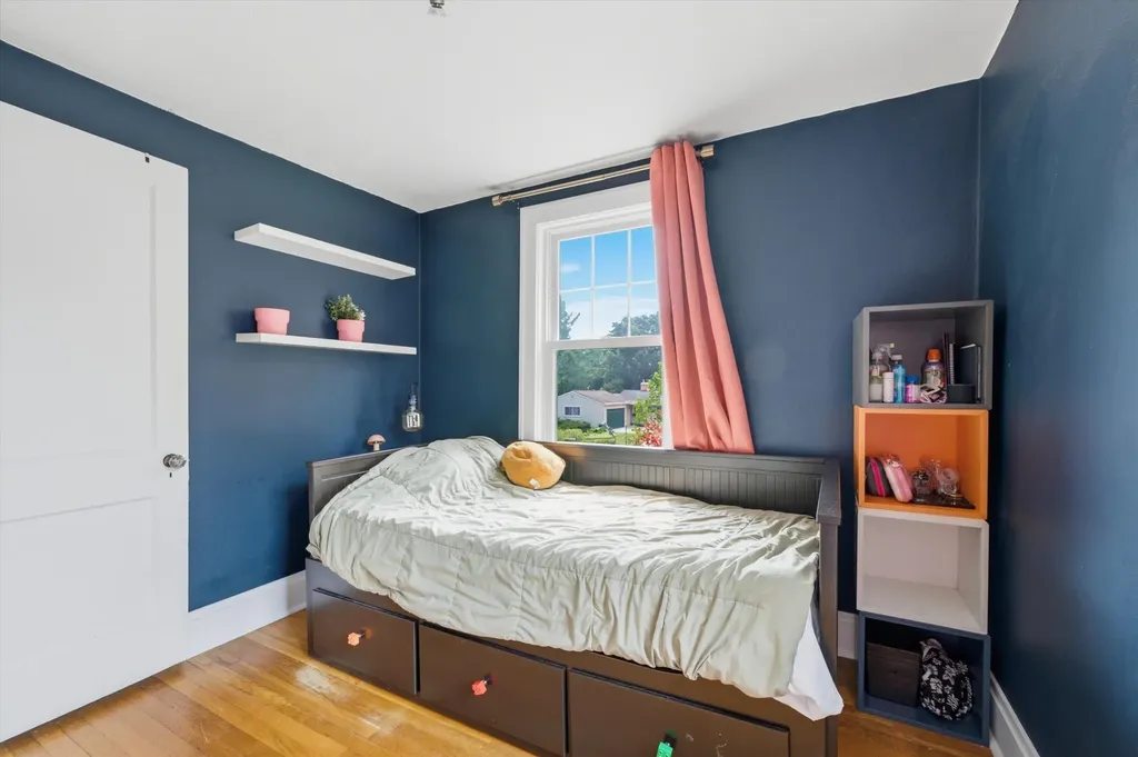 325 Hilldale Drive Ann Arbor City MI 48105