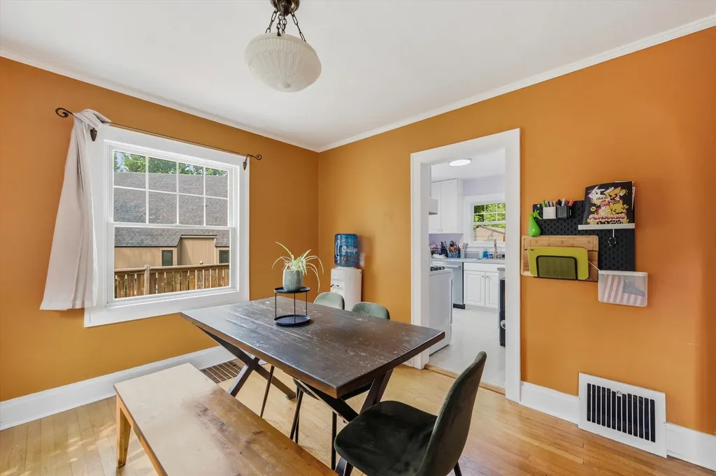 325 Hilldale Drive Ann Arbor City MI 48105