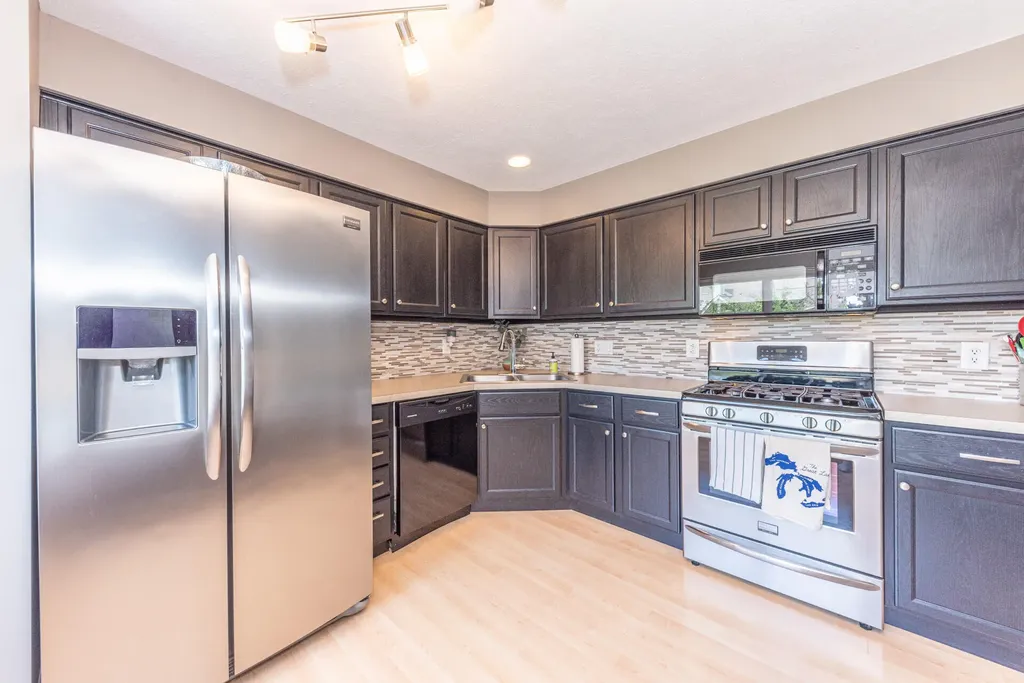 1643 Coburn Drive Pittsfield Charter Township MI 48108