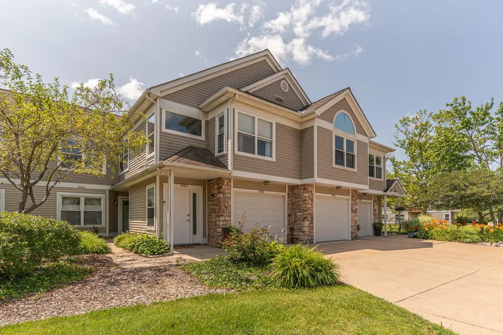 1643 Coburn Drive Pittsfield Charter Township MI 48108