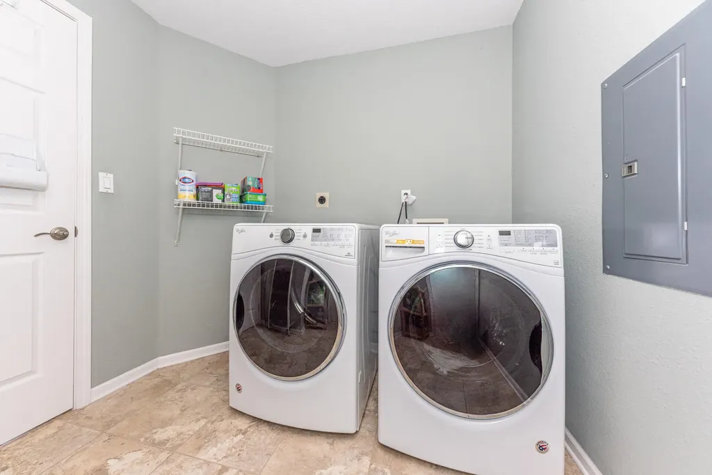 1643 Coburn Drive Pittsfield Charter Township MI 48108