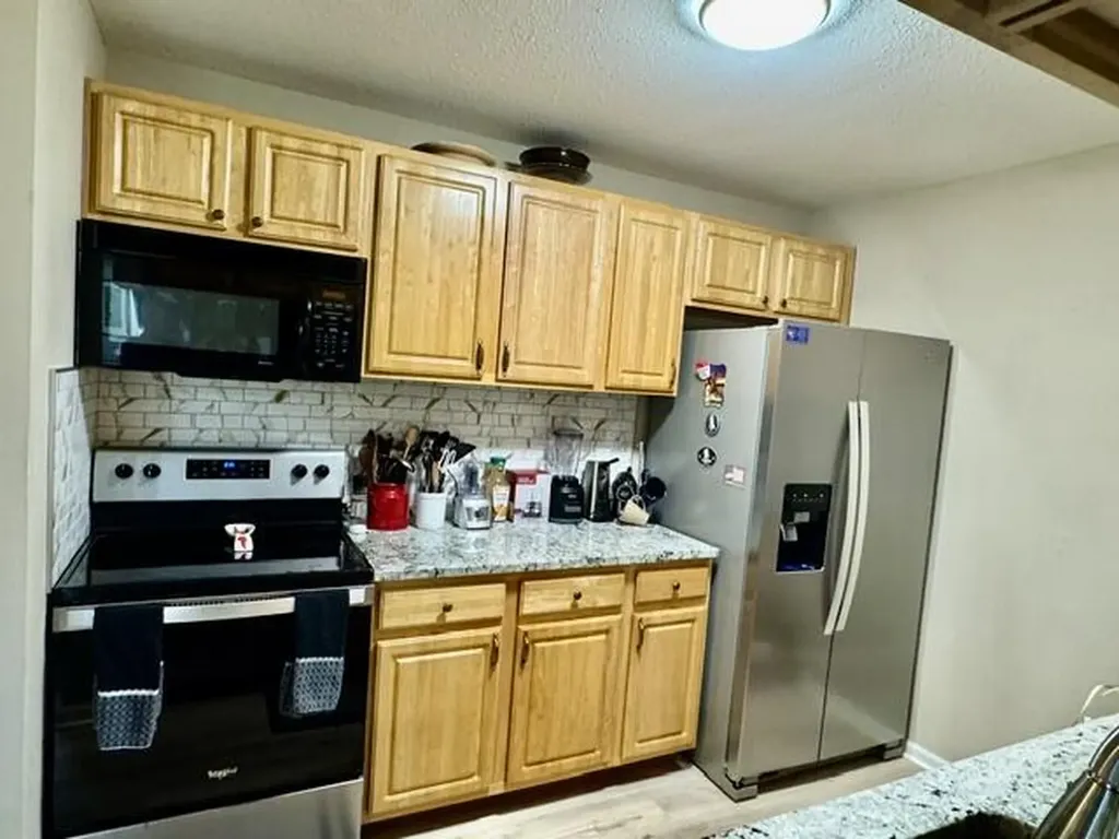 432 Marigold Circle Westland City MI 48185