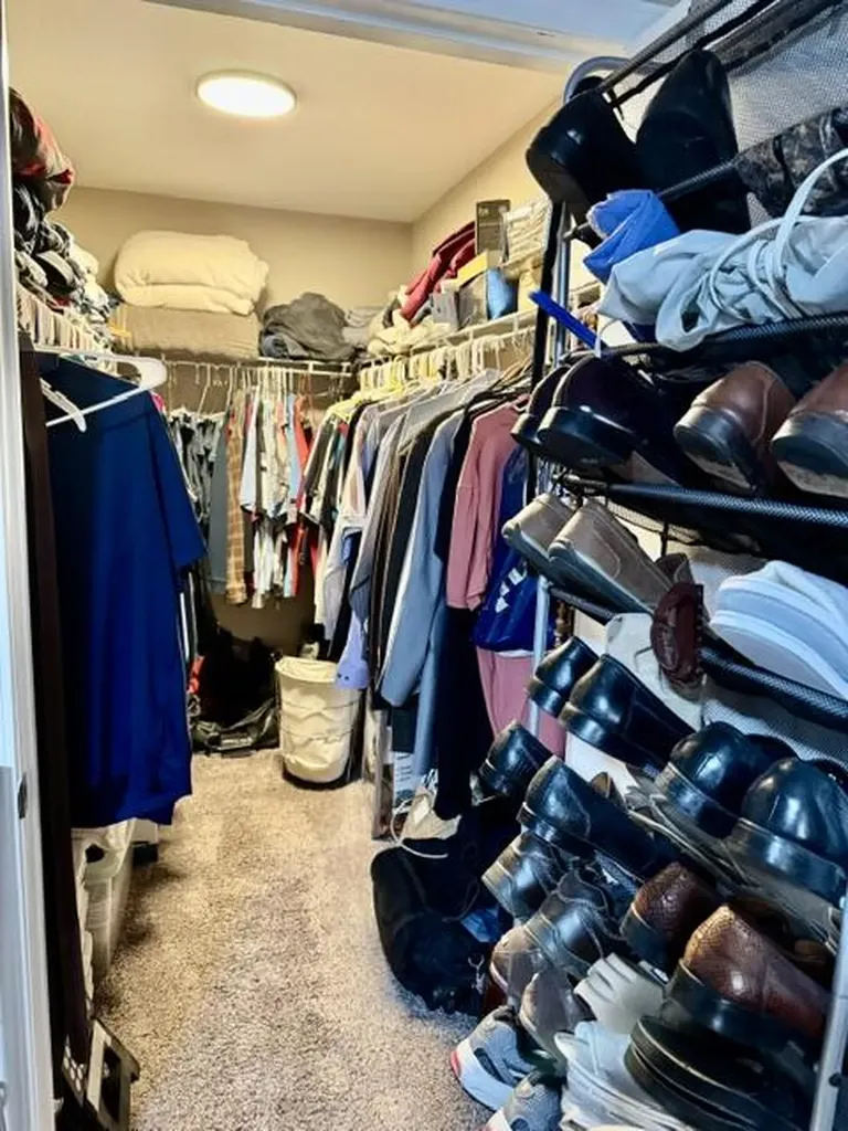 432 Marigold Circle Westland City MI 48185