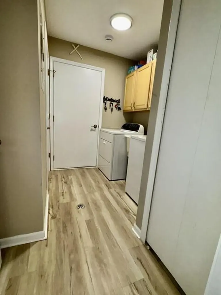 432 Marigold Circle Westland City MI 48185