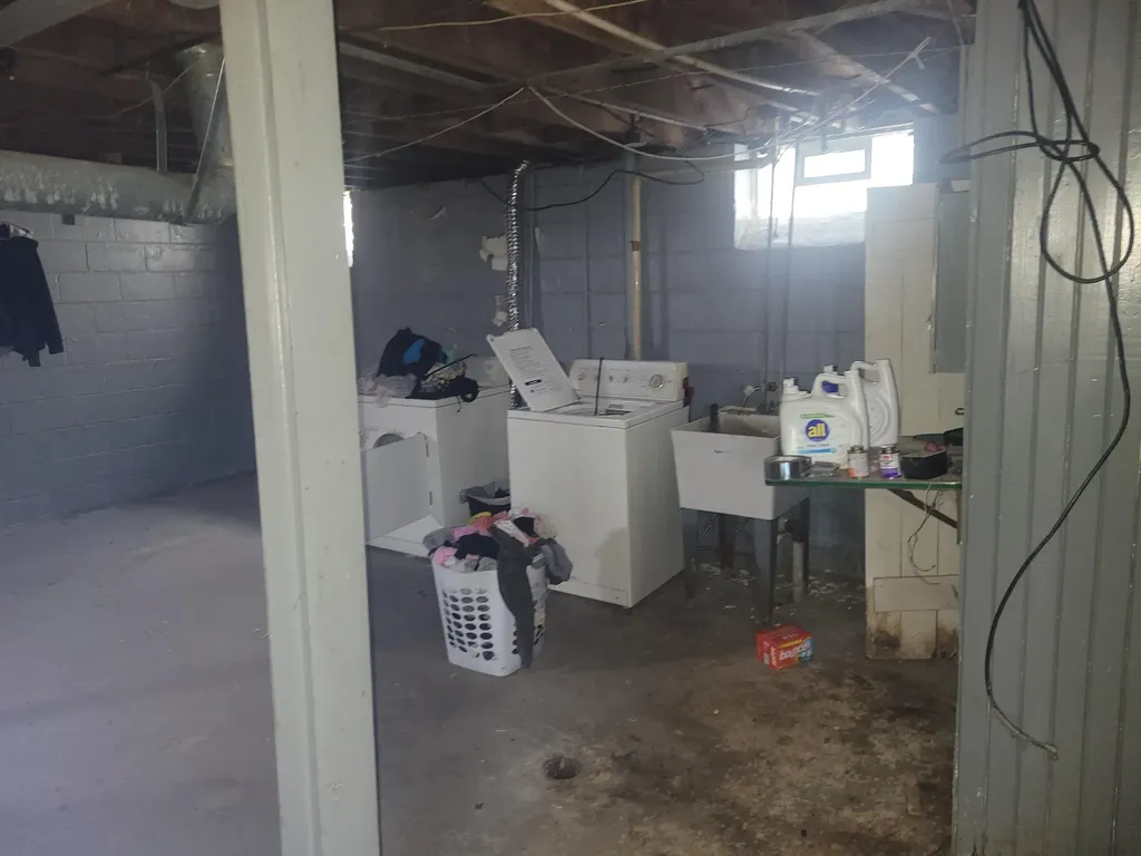 8897 Prest Street Detroit City MI 48228